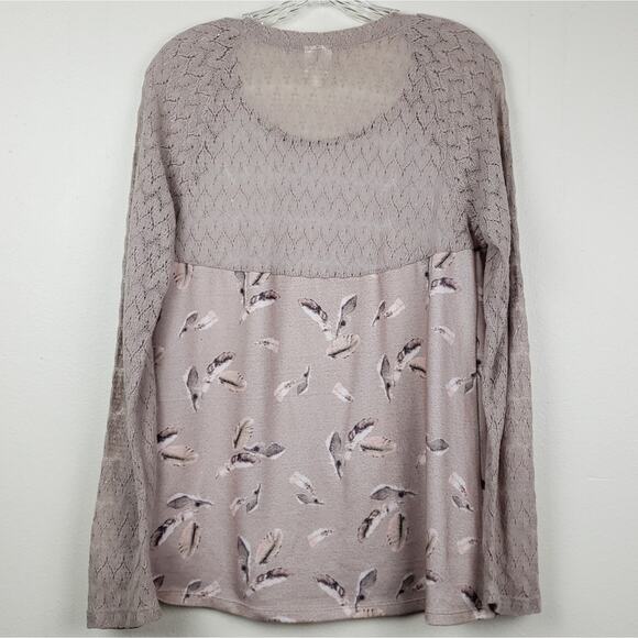 One September | Beize Crochet/Lace Feather top - Picture 2 of 5